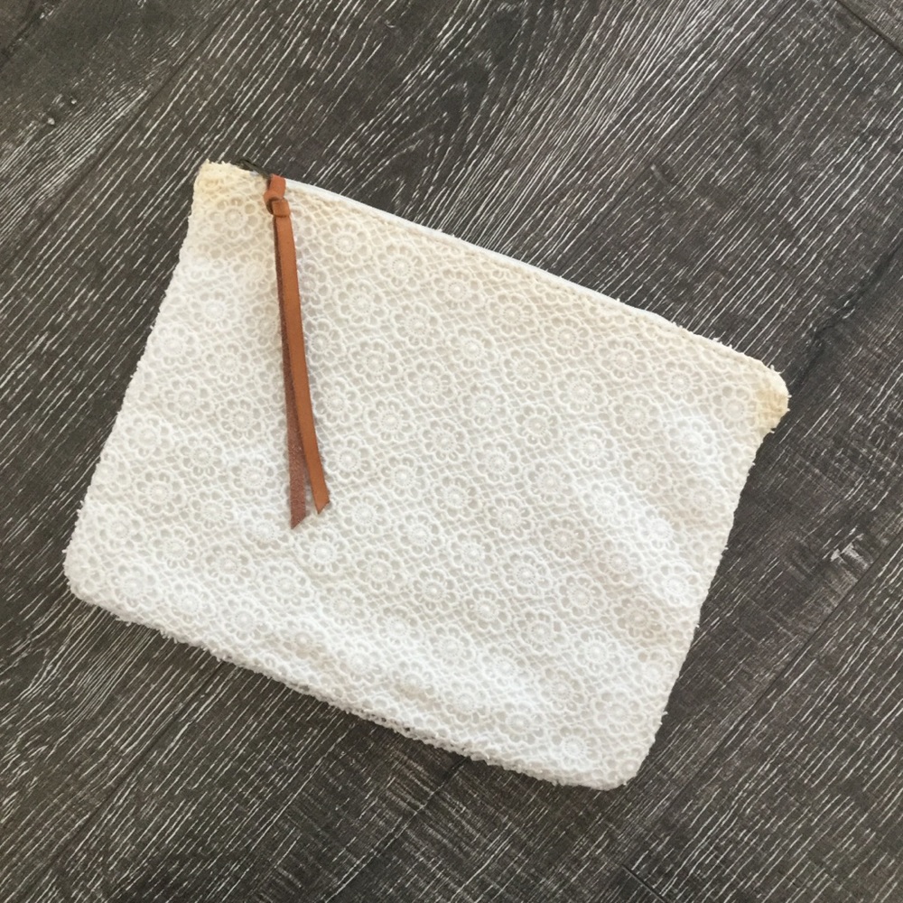 LOFT cream eyelet lace crochet clutch